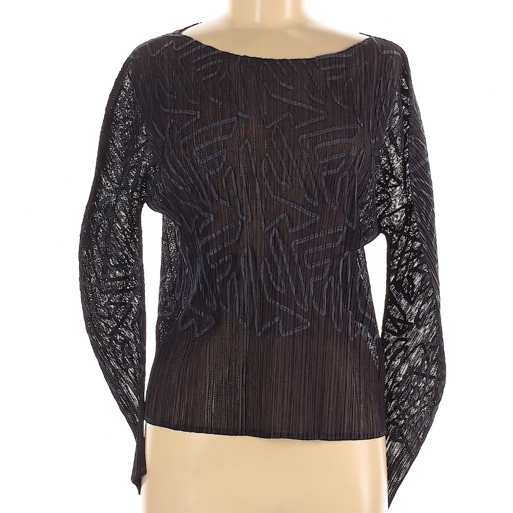 Issey Miyake Long-Sleeve Pleated Top